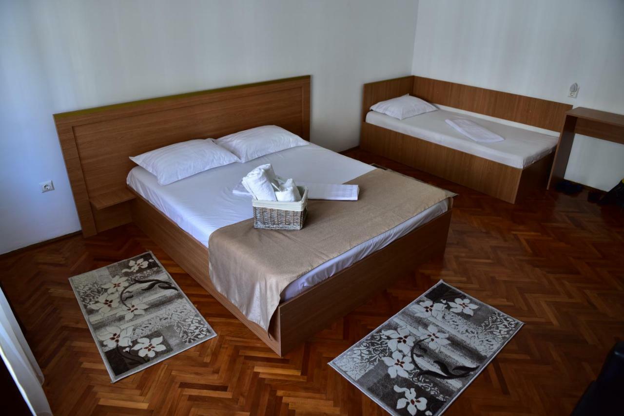 Vila Arjana Orszowa Zewnętrze zdjęcie