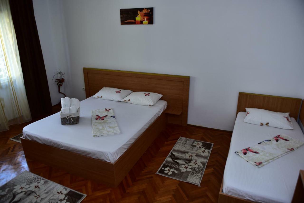 Vila Arjana Orszowa Zewnętrze zdjęcie