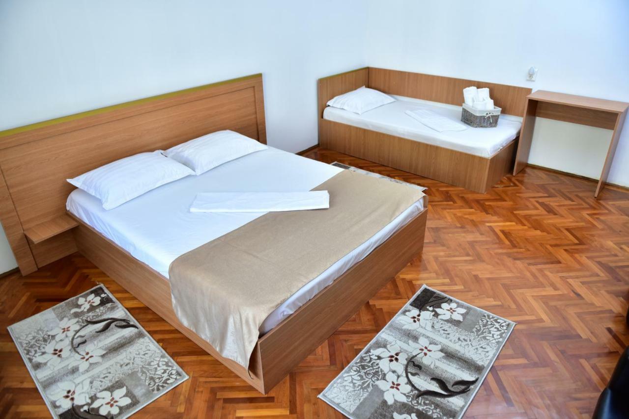Vila Arjana Orszowa Zewnętrze zdjęcie